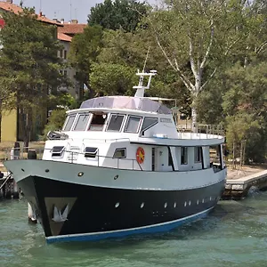 Yacht Fortebraccio Venezia